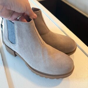 Women's Sorel Taupe Suede Chelsea Boot